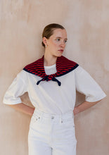 Load image into Gallery viewer, Merino Wool Triangle Scarf