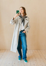 Load image into Gallery viewer, Merino Wool Triangle Scarf