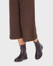 Load image into Gallery viewer, Wonders | Flexfly | Leather Ankle Boot | Front Zip