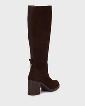 Load image into Gallery viewer, Wonders | Remache Brown Suede Long Boots