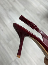 Load image into Gallery viewer, Burgundy Tonal Buckle Pointy Slingback Shoe