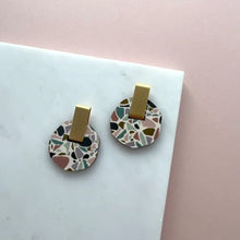 Load image into Gallery viewer, Terazzo Circle Studs