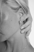 Load image into Gallery viewer, Tutti | Dome Earrings