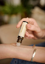 Load image into Gallery viewer, Himalayan Cedarleaf | Perfume Oil