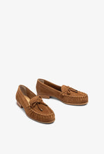 Load image into Gallery viewer, Unisa | Dalma | Gathererd Suede Loafer