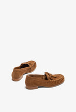 Load image into Gallery viewer, Unisa | Dalma | Gathererd Suede Loafer