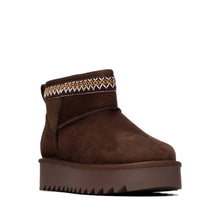 Load image into Gallery viewer, Refresh | Faux Shearling Platform Sole Boots