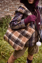 Load image into Gallery viewer, Barts | Bugbane Shopper