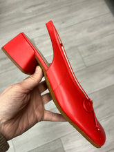 Load image into Gallery viewer, Wonders | Slingback Heeled Pump