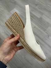 Load image into Gallery viewer, Unisa | Decia | Leather Wedge Espadrille