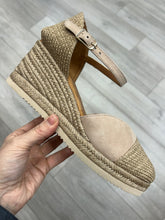 Load image into Gallery viewer, Unisa | Cech | Wedge Espadrille