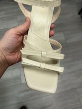 Load image into Gallery viewer, Hispanitas | Rosa | Heeled Sandal