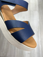 Load image into Gallery viewer, Oh! My Sandals | Simple Wedge