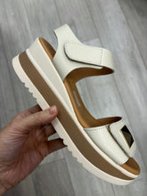 Load image into Gallery viewer, Oh! My Sandals | Velcro Front