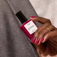 Load image into Gallery viewer, Manucurist | GREEN™ Natural Nail Polish | Violeta