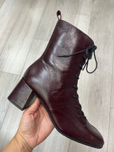 Load image into Gallery viewer, Wonders | Square Toe Laced Boot