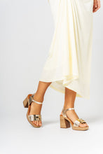 Load image into Gallery viewer, Oh My Sandals | Rosalía