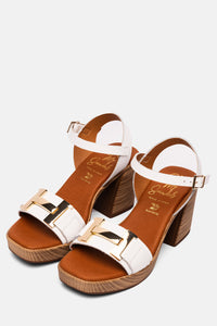 Oh My Sandals | Rosalía